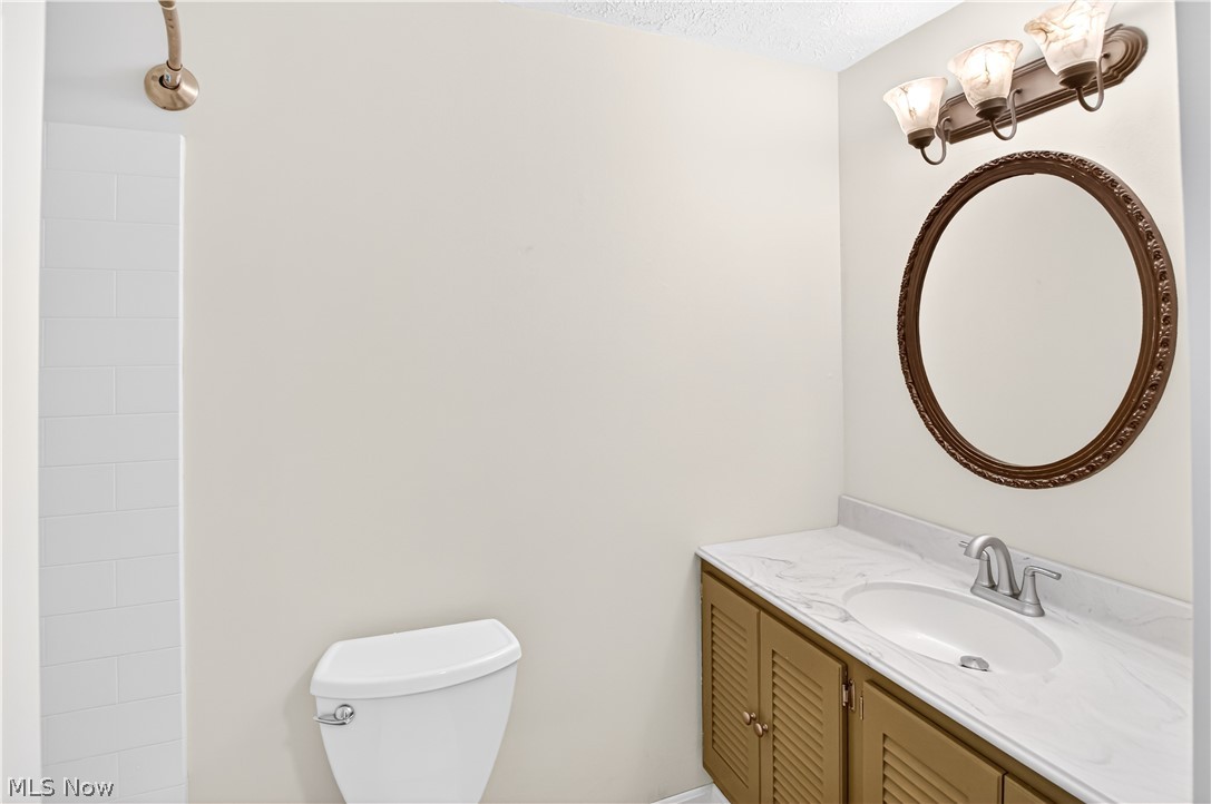 960 Red Oak Circle Medina OH 44256