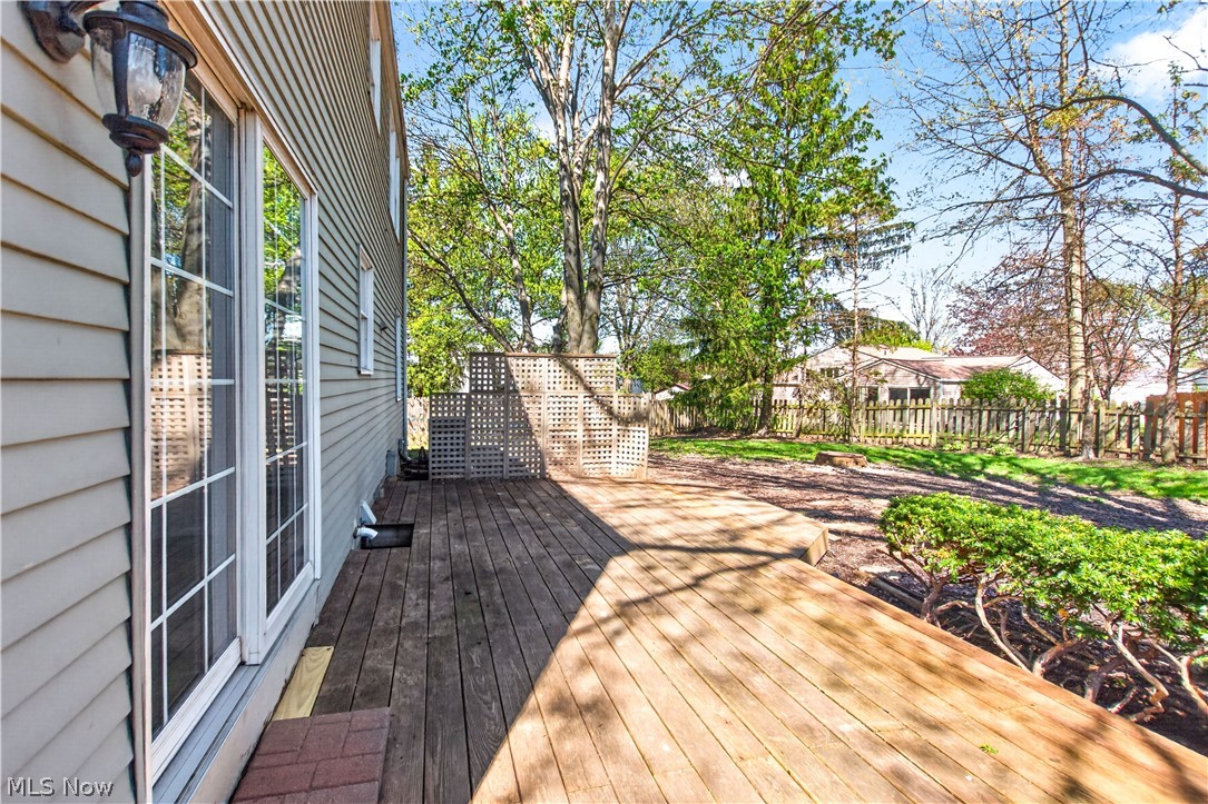 960 Red Oak Circle Medina OH 44256