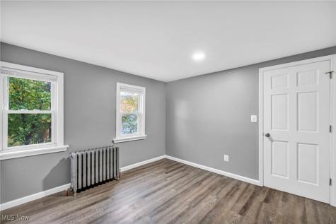 1552 E 254th Street Euclid OH 44117