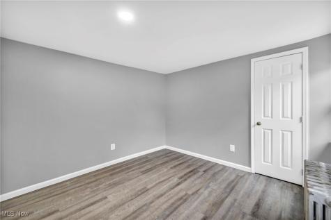 1552 E 254th Street Euclid OH 44117
