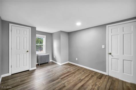 1552 E 254th Street Euclid OH 44117