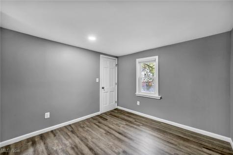 1552 E 254th Street Euclid OH 44117