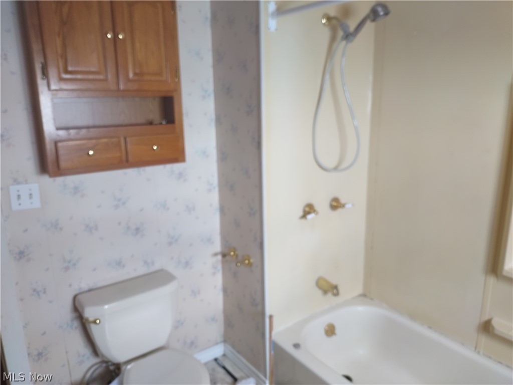 2119 E Erie Avenue Lorain OH 44052
