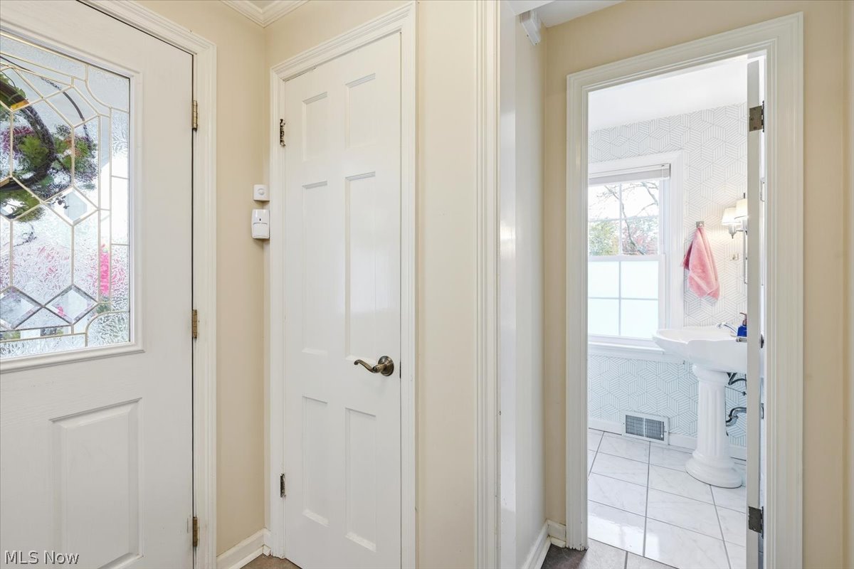 22130 Fairmount Boulevard Shaker Heights OH 44118