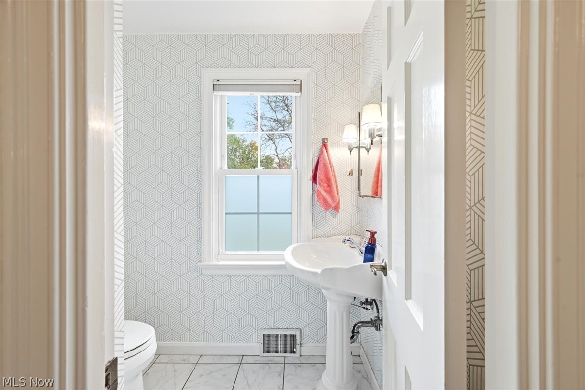 22130 Fairmount Boulevard Shaker Heights OH 44118