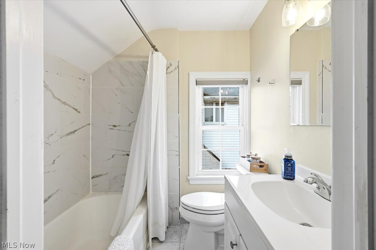 22130 Fairmount Boulevard Shaker Heights OH 44118