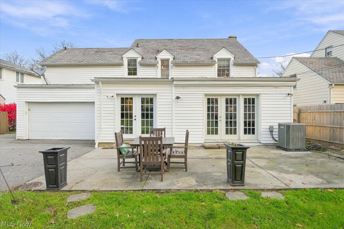 22130 Fairmount Boulevard Shaker Heights OH 44118