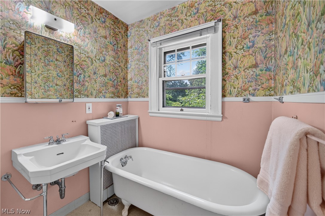2228 Chatfield Drive Cleveland Heights OH 44106