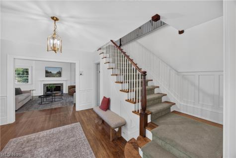 2228 Chatfield Drive Cleveland Heights OH 44106