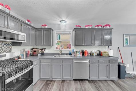 12422 Garland Avenue Cleveland OH 44125