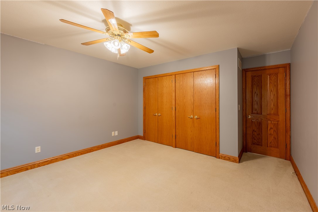 1064 Fairfield School Road Columbiana OH 44408