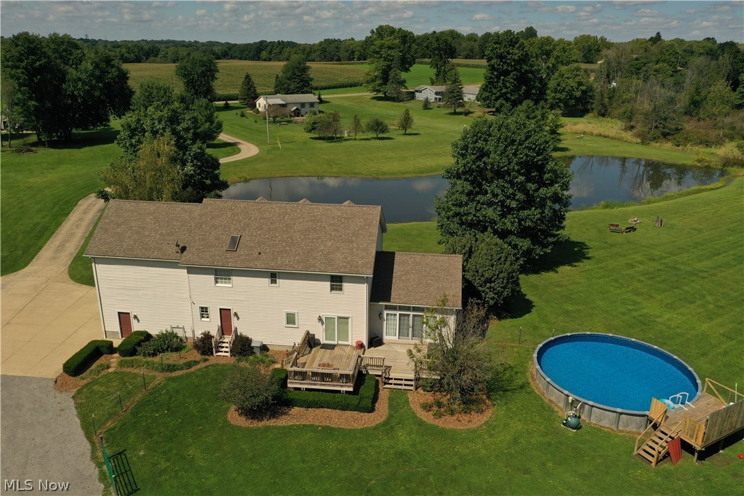 1064 Fairfield School Road Columbiana OH 44408