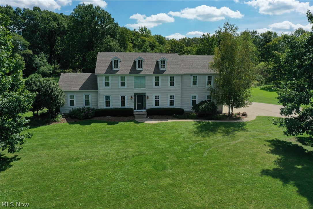 1064 Fairfield School Road Columbiana OH 44408