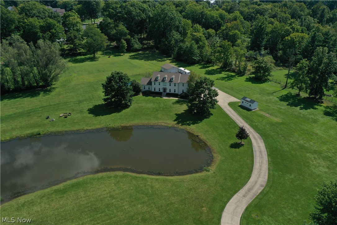 1064 Fairfield School Road Columbiana OH 44408