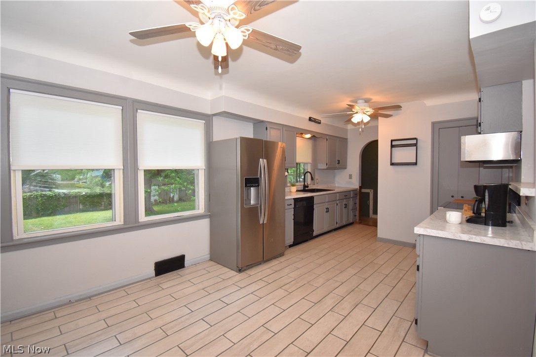 311 Sanderson Avenue Campbell OH 44405