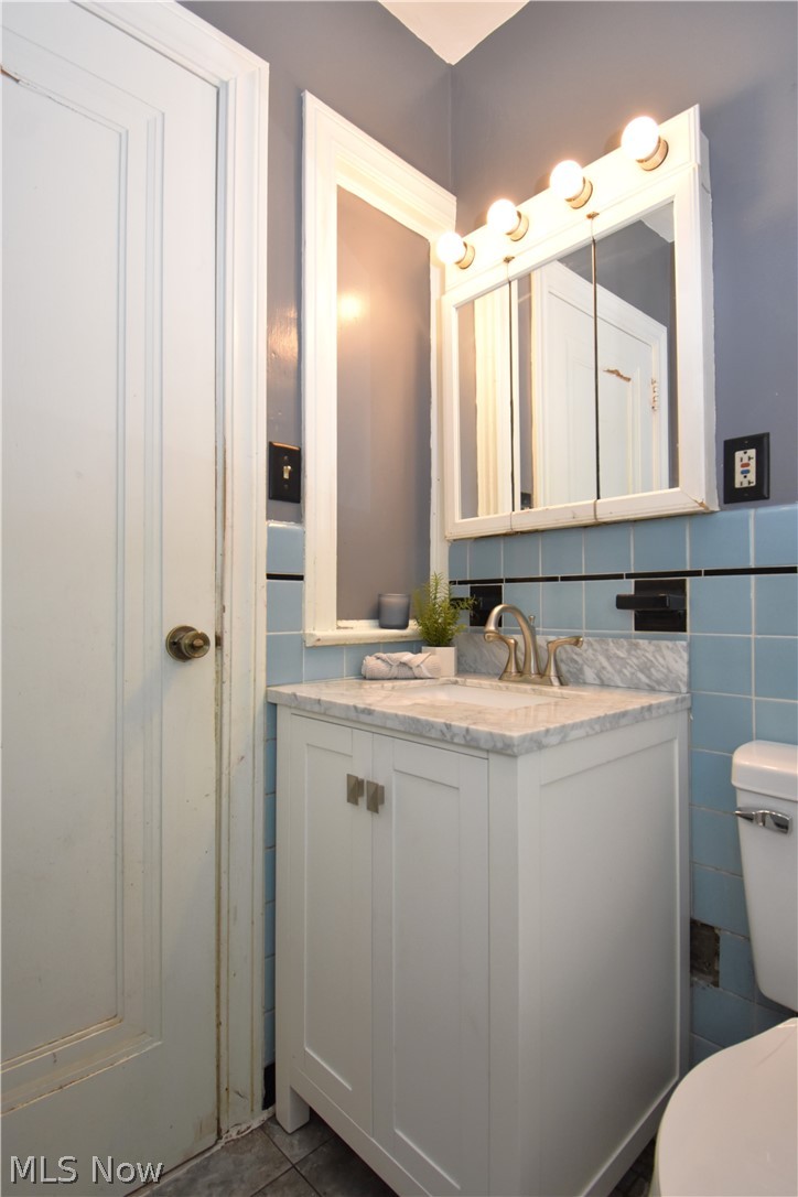 311 Sanderson Avenue Campbell OH 44405