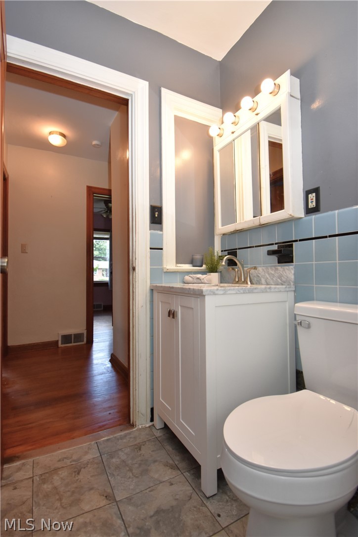 311 Sanderson Avenue Campbell OH 44405
