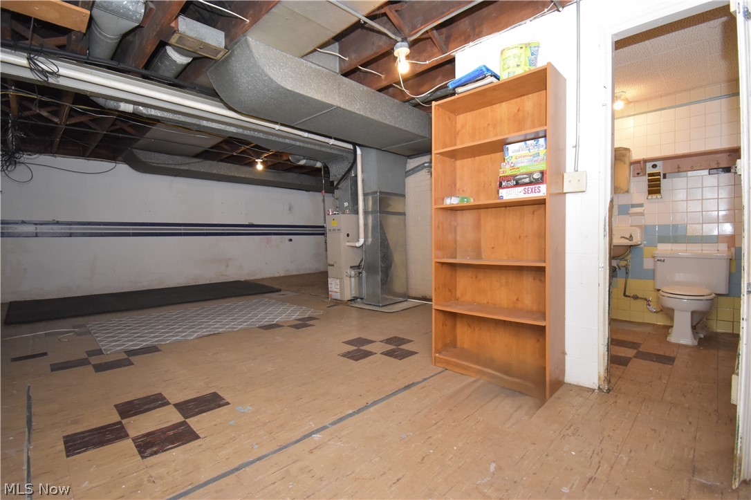 311 Sanderson Avenue Campbell OH 44405