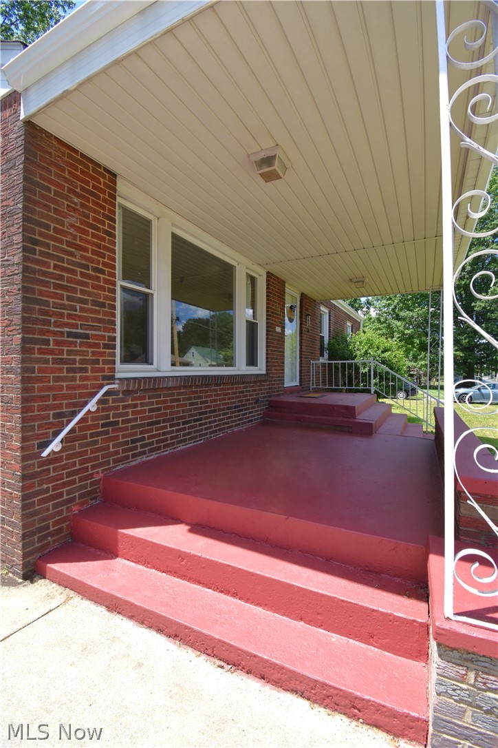 311 Sanderson Avenue Campbell OH 44405