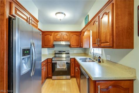 561 N River Road Munroe Falls OH 44262