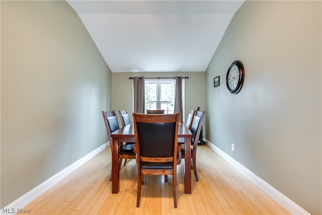 561 N River Road Munroe Falls OH 44262