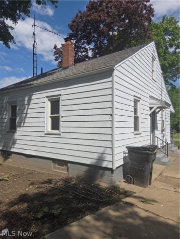 725 Pasadena Avenue Youngstown OH 44502