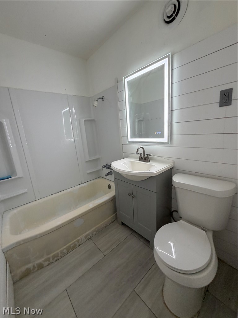23340 Williams Avenue Euclid OH 44123