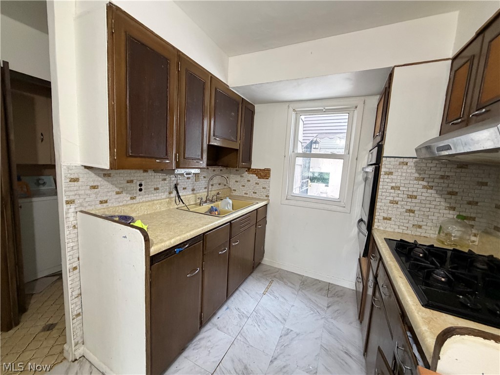 23340 Williams Avenue Euclid OH 44123