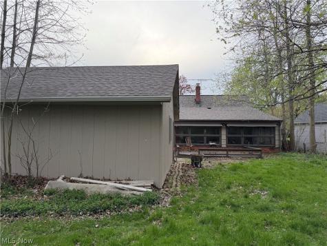 23340 Williams Avenue Euclid OH 44123