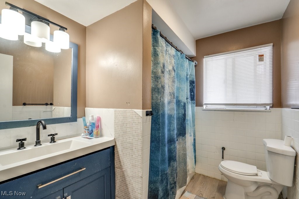 4864 E 94th Street Garfield Heights OH 44125