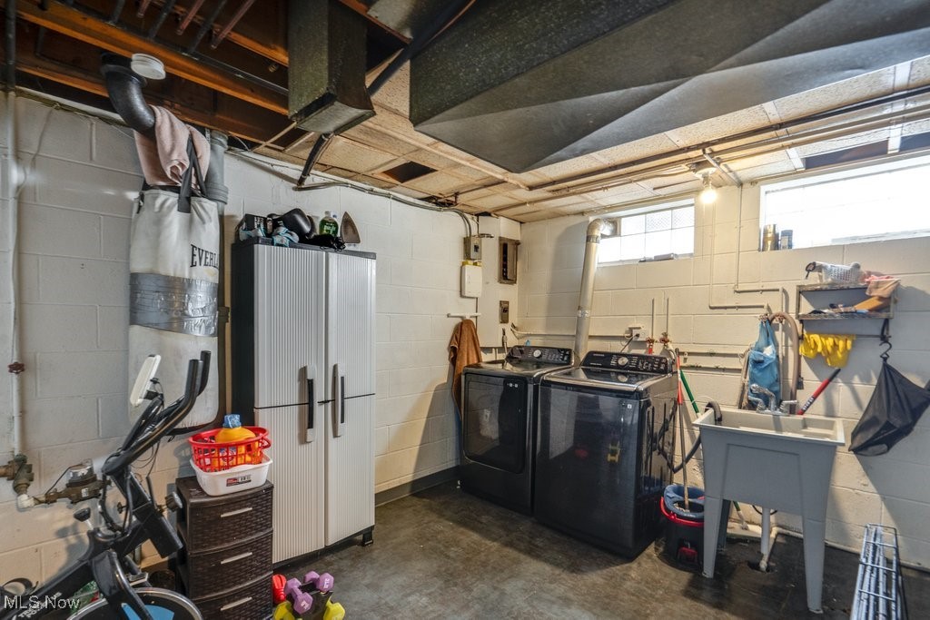4864 E 94th Street Garfield Heights OH 44125