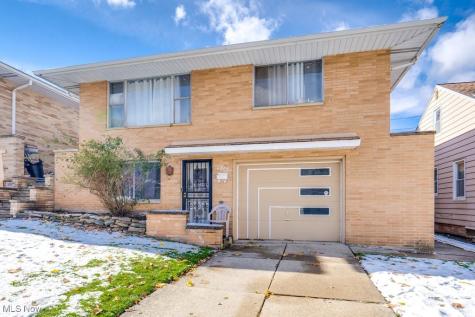 4864 E 94th Street Garfield Heights OH 44125