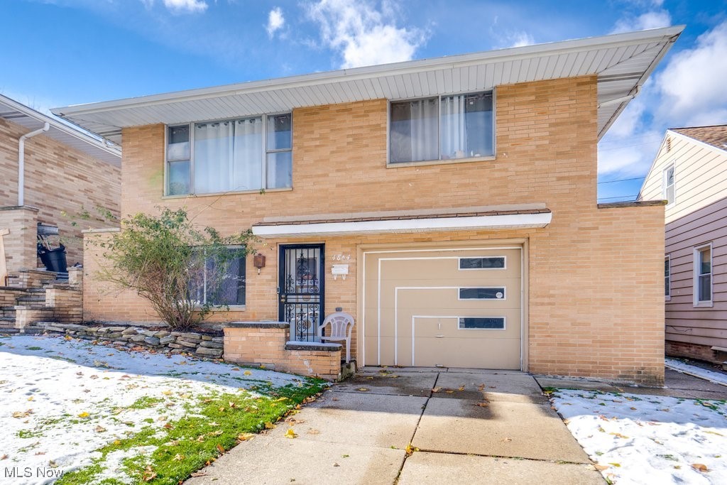 4864 E 94th Street Garfield Heights OH 44125