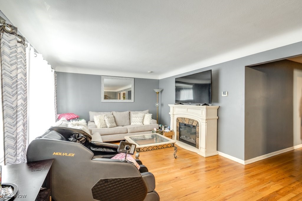 4864 E 94th Street Garfield Heights OH 44125