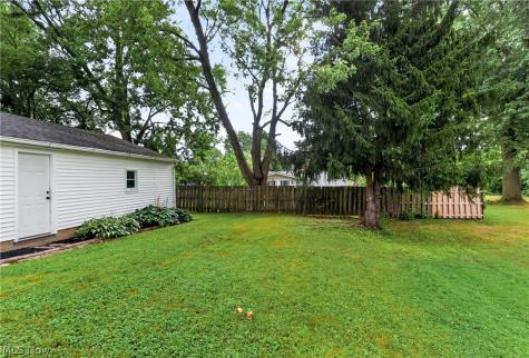 57 Poplar Avenue Niles OH 44446