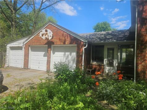 4070 Broadway Lorain OH 44052