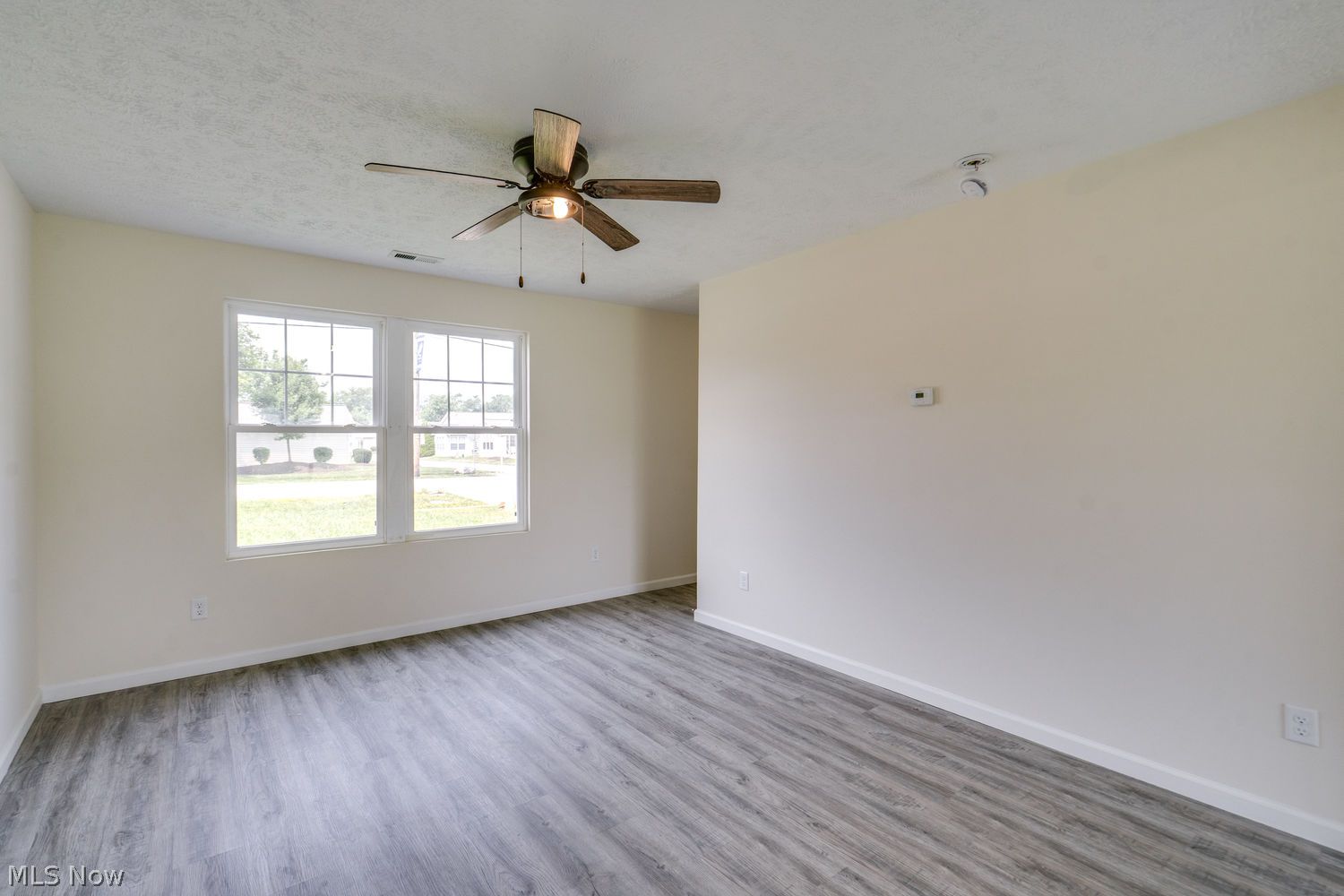 335 Abbe Road N Elyria OH 44035