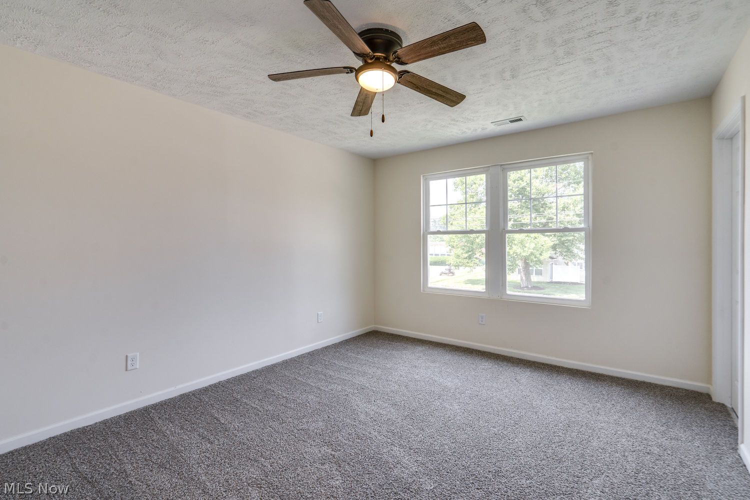 335 Abbe Road N Elyria OH 44035