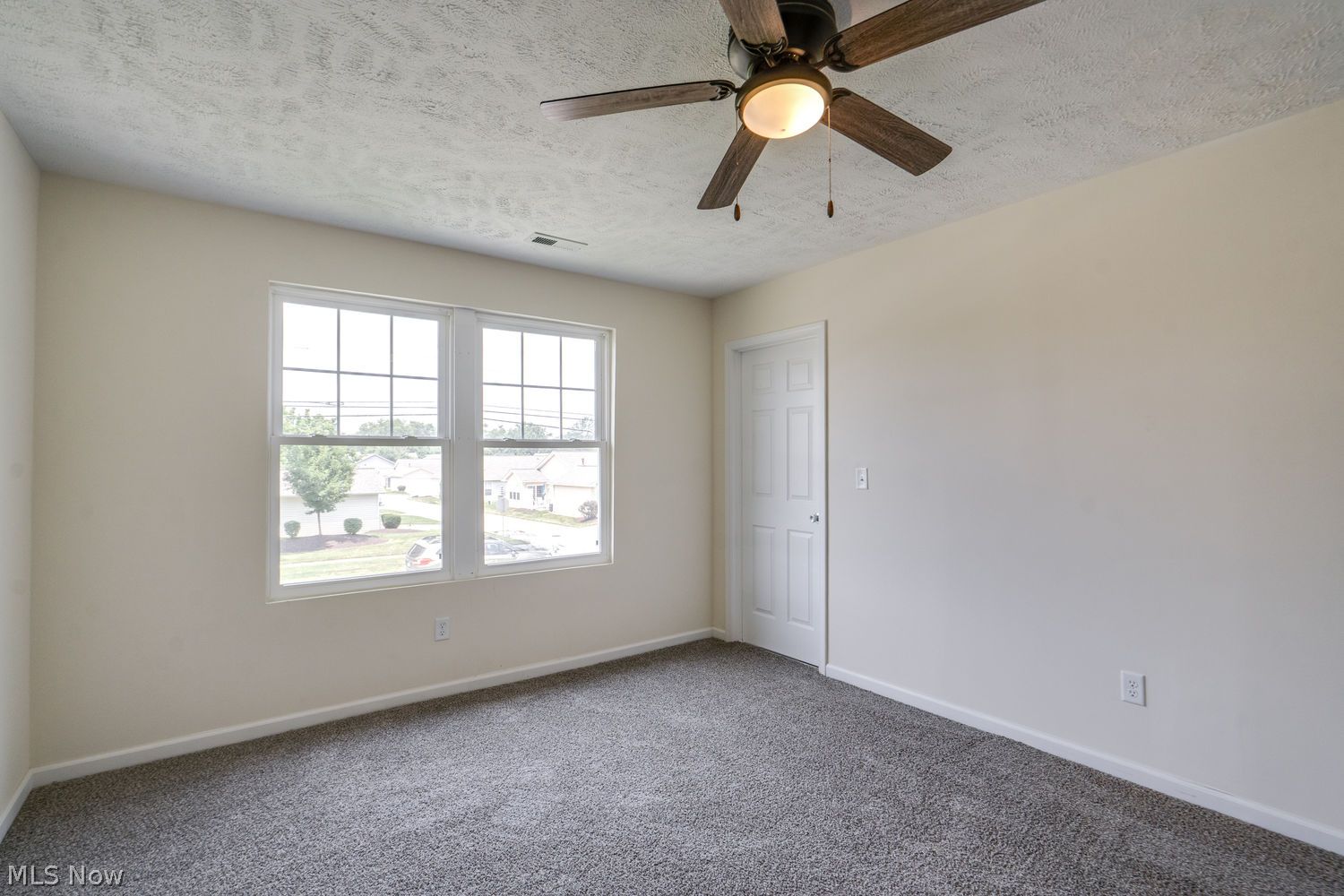 335 Abbe Road N Elyria OH 44035