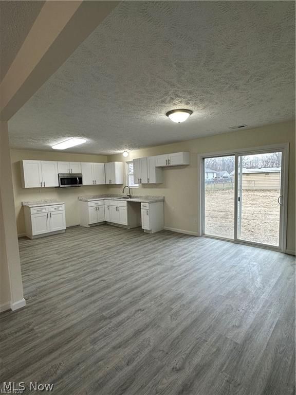 335 Abbe Road N Elyria OH 44035