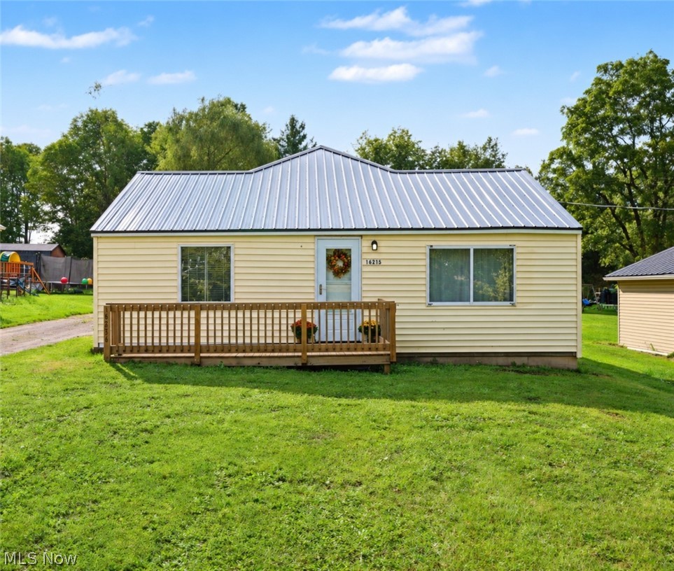 16236 Georgette Drive Burton OH 44021
