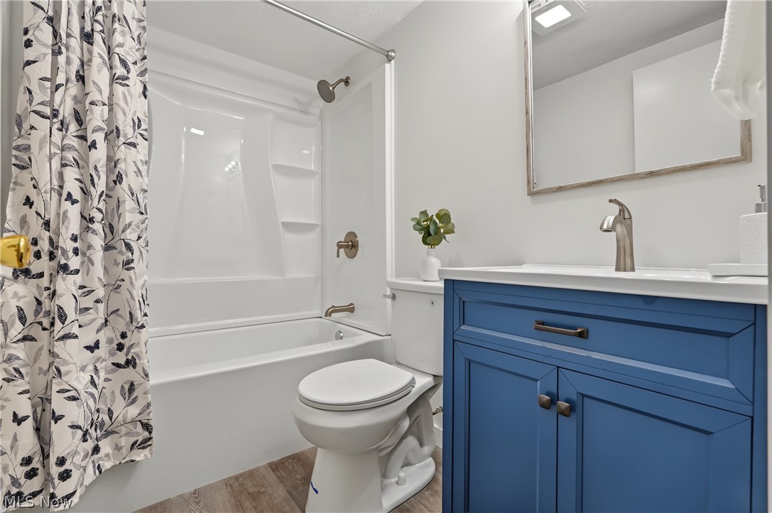 16236 Georgette Drive Burton OH 44021