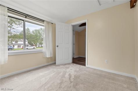 16236 Georgette Drive Burton OH 44021