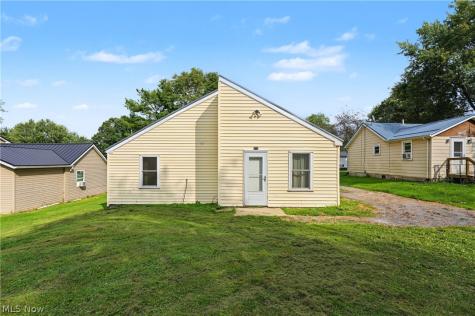 16236 Georgette Drive Burton OH 44021