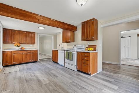 16236 Georgette Drive Burton OH 44021