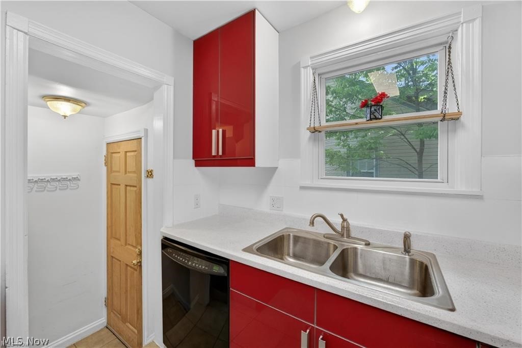 1274 Dorsh Road South Euclid OH 44121
