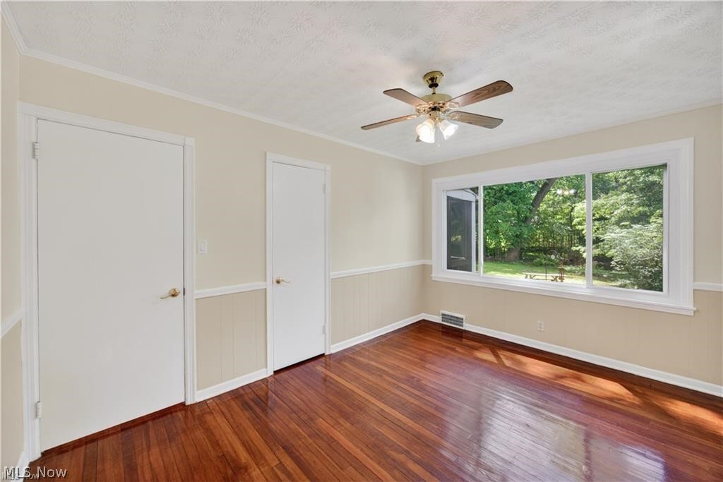 1274 Dorsh Road South Euclid OH 44121