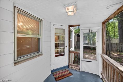 1274 Dorsh Road South Euclid OH 44121