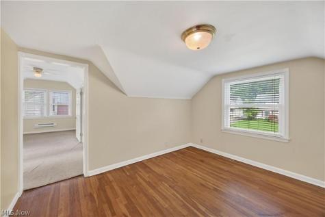 1274 Dorsh Road South Euclid OH 44121