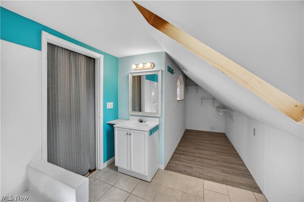 1274 Dorsh Road South Euclid OH 44121